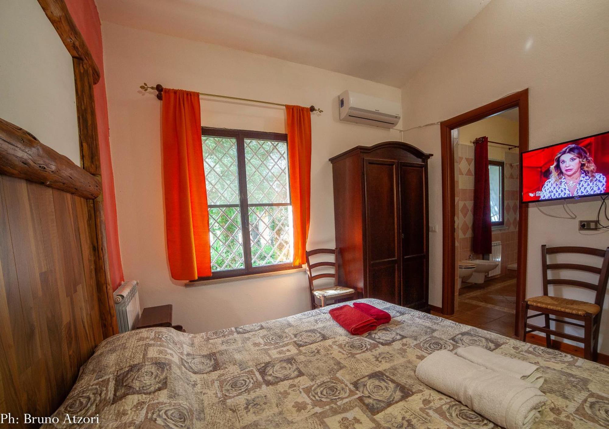 Sa Tanchitta Villa Ula Tirso Eksteriør billede